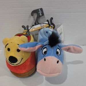 Disney Winnie the Pooh and Eeyore mismatched plush slippers Size 5-6